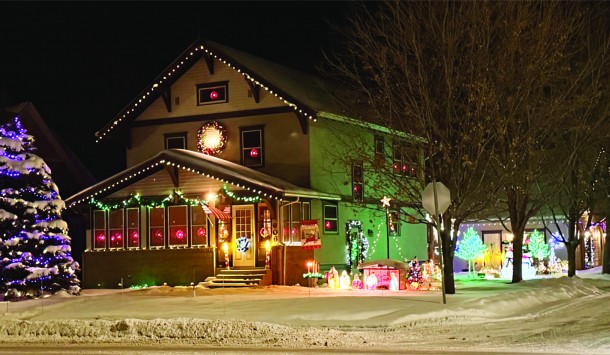 Lots of Beautiful Christmas lights around Grant County this holiday season